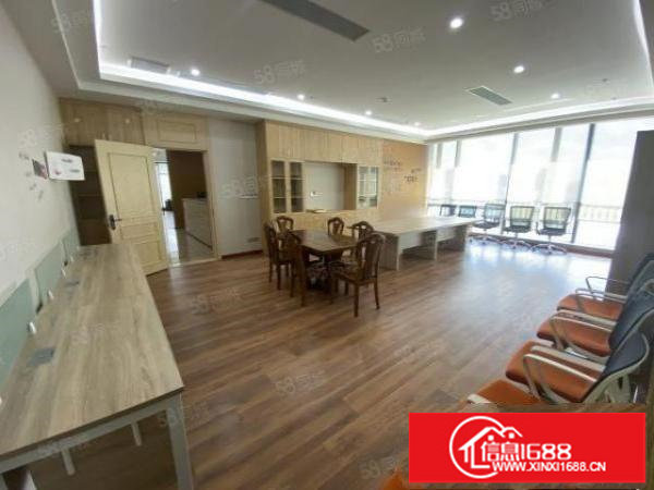 坪山中心潮商广场200平带家私豪华装修办公室出租