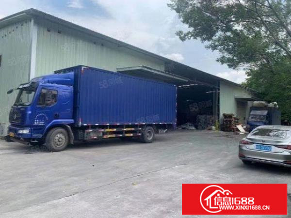 龙华龙胜地铁口附近3200平方独院钢构招租8米高