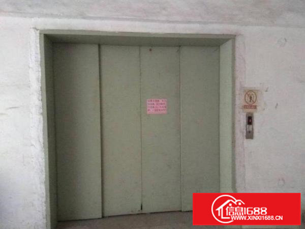 油甘埔分租原房东标准厂房三楼1000平方，无公摊无杂费