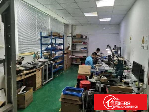 大岭山下高田村3楼600平精装修厂房出租，水电到位