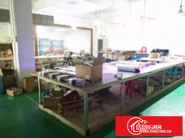 龙岗区横岗镇标准厂房一楼950平出租有装修无需转让费