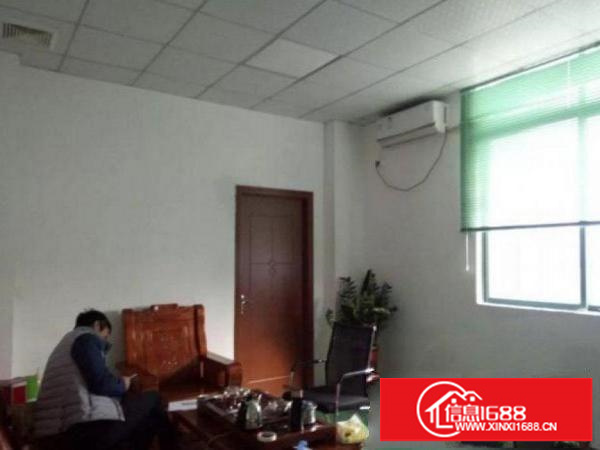 布吉一村工业区标准厂房楼上850平米出租，拎包入住