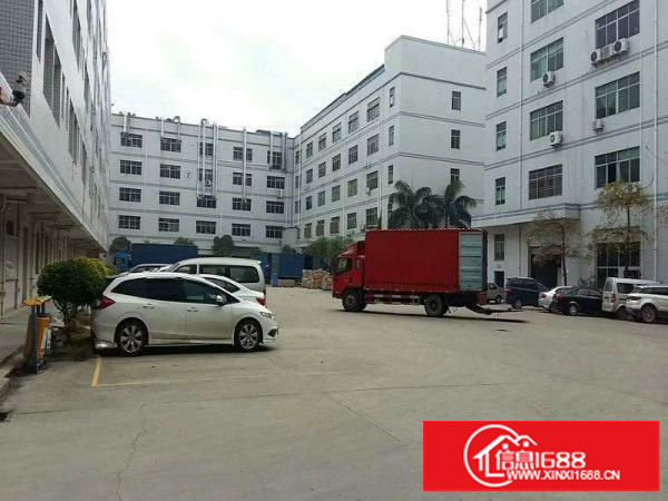 横岗水官高速口一楼800平厂房，带现成办公室