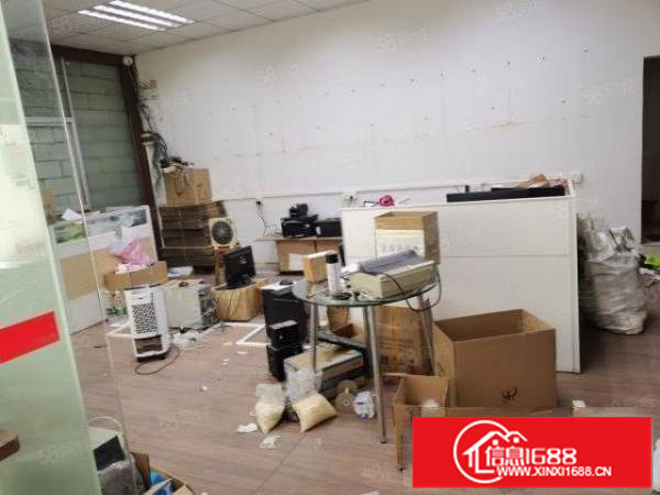 观澜福民派出所边上二楼580平方，带装修，厂房出租