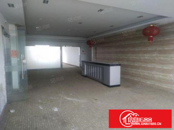 龙岗爱联嶂背工业园原房东1300平厂房出租带装修地坪漆可分租