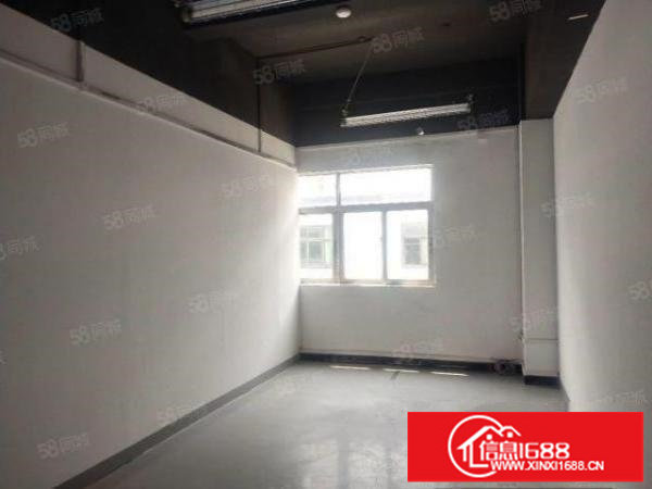 龙华天虹商场附近新出楼上418平方精装修厂房出租