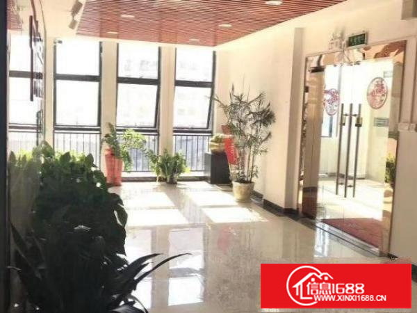 宝安福永新出10000精装修厂房可分租可办环评免租期长