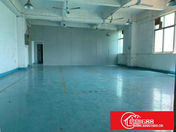 观澜章阁市场附近厂房楼上410㎡带精装修证件齐全可以办环评