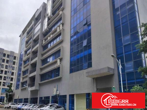 龙岗宝龙工业区原房东厂房二楼1300平方出租，有红本可分租