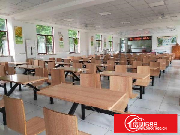 仲恺潼湖花园式楼上厂房1000平出租，现成地坪漆 办公室装修