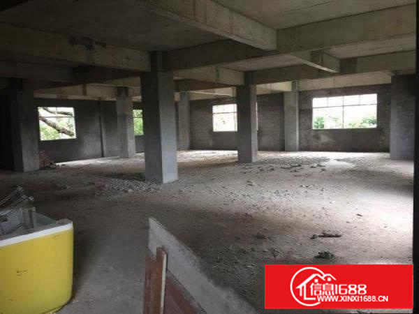 汝湖虾村八组（中信桥傍）仓库三层共900平方米