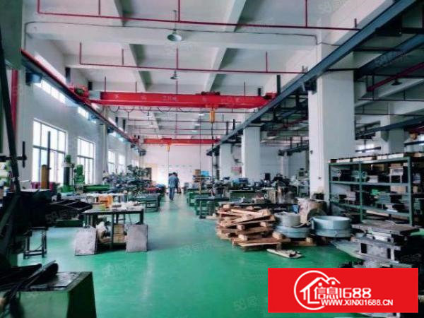 工业区分租一楼500平方，带现成水电装修，高度5.5米有行车