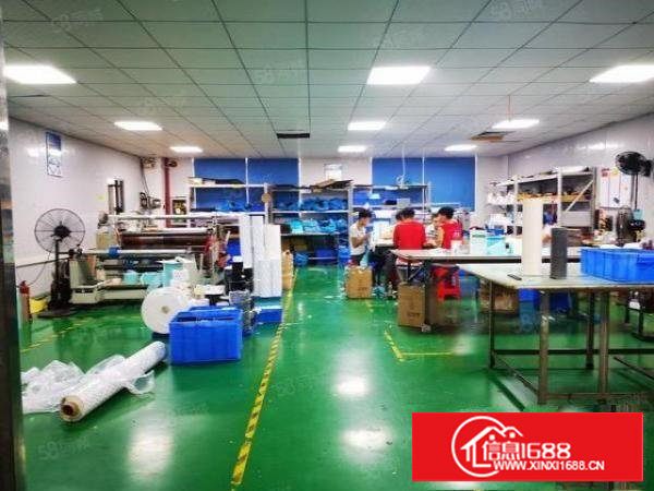 塘厦龙背岭标准厂房楼上1800平出租，现成装修大小分租原房东