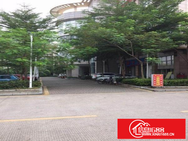 坑梓大型科技园四楼1800平方带空中私家花园招租