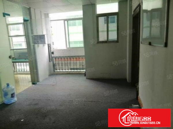 大浪上横朗工业园240平厂房出租，形象好，管理规范，公摊小。