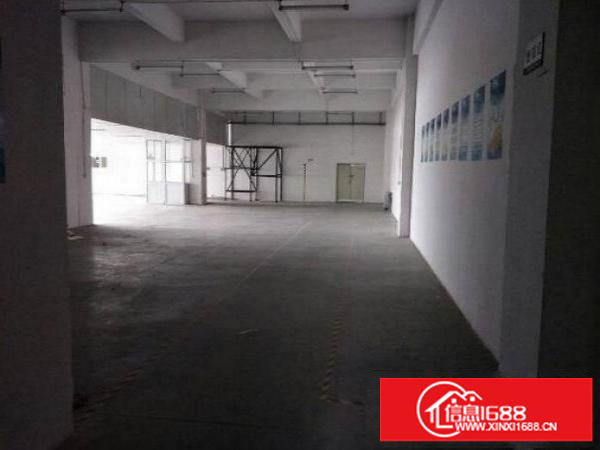 布吉吉华工业区标准厂房楼上800平米出租，无需转让费