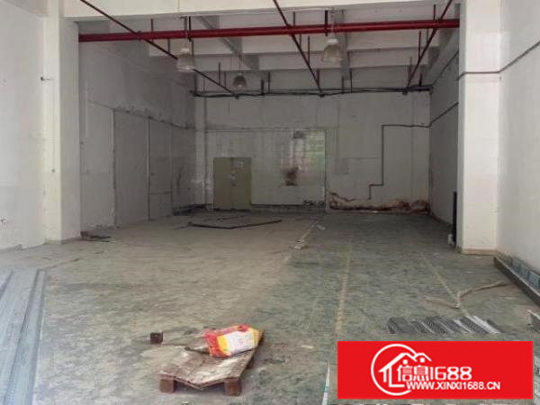 布吉地铁口附近一楼厂房255平米，业主直接招租