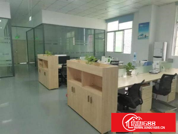 转让一楼厂房，精装修，水电齐全。