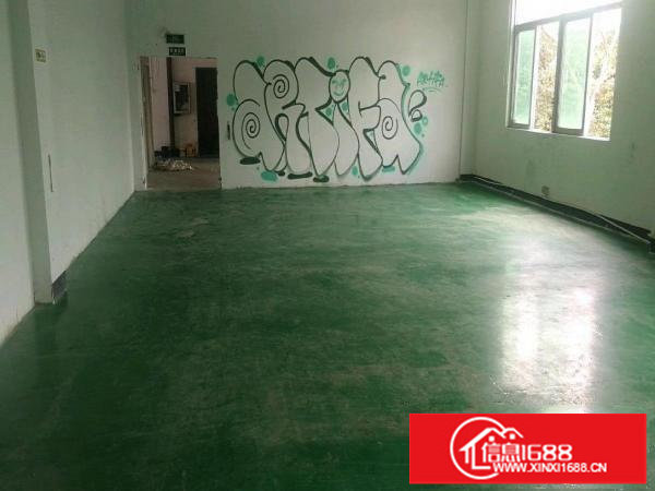 龙岗中心城南联地铁旁精装360平方厂房出租！