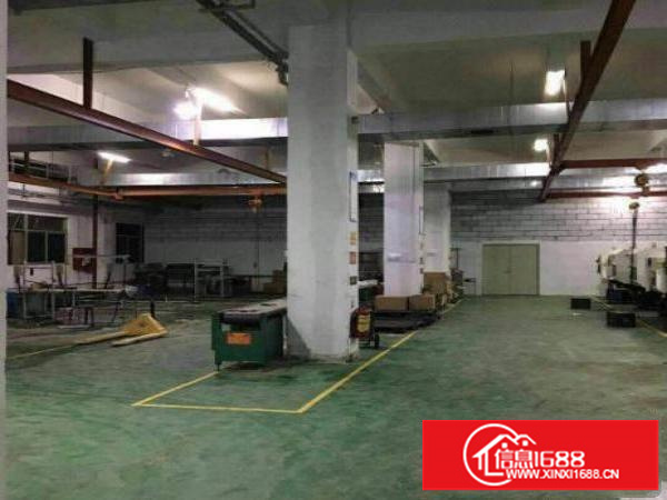 标准层高4.2米；精装吊顶层高2.8-3.5米交房标准