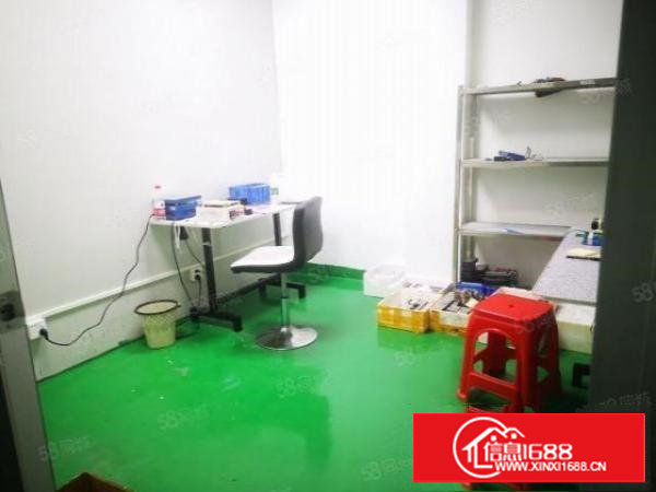 长安中心楼上新无尘车间280平方带办公室宿舍厂房出租