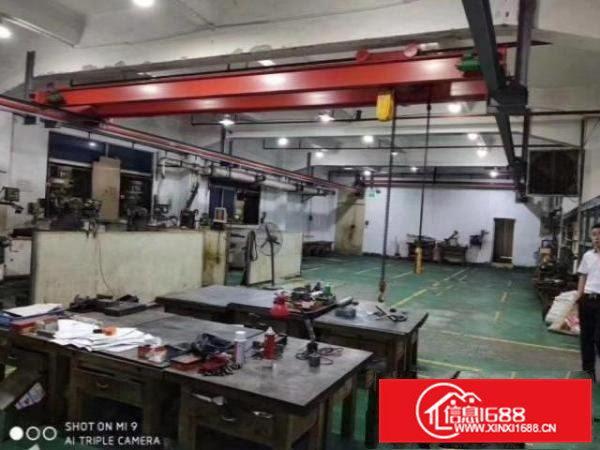 清溪浮岗村一楼实际面积1000平方，带航车，现成注塑车间