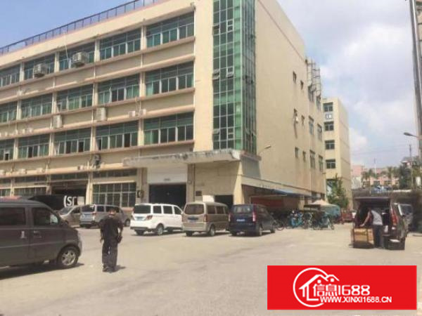 横岗六约塘坑地铁站三楼新出900厂房出租可分450