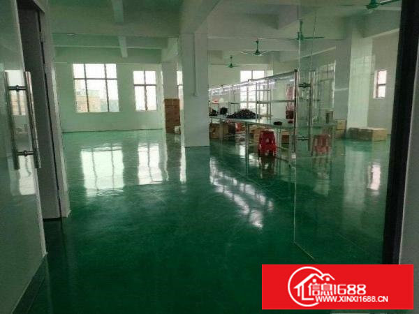 坪地镇富地工业园新出原房东3楼530平厂房无需转让费