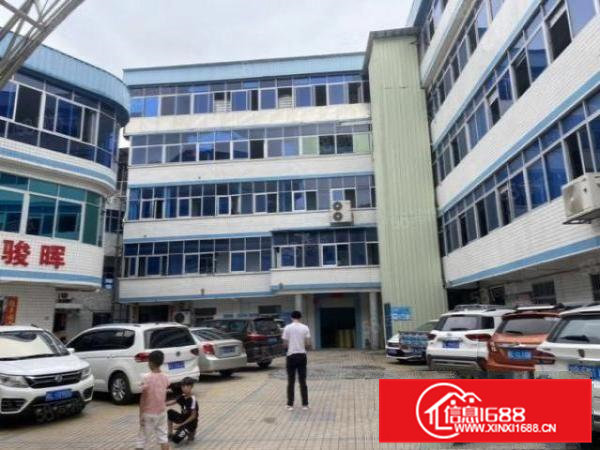 电池！清溪三中新出四百平可做电池厂房，可分租两间两百平！