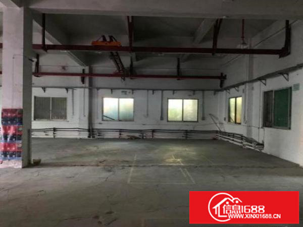 龙岗一楼带行车新空出厂房560平米行车免费使用