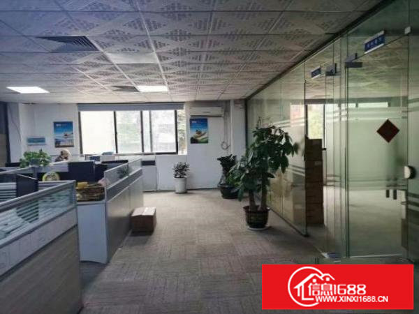 新出厂房2楼1580平带精装修使用率高可分租