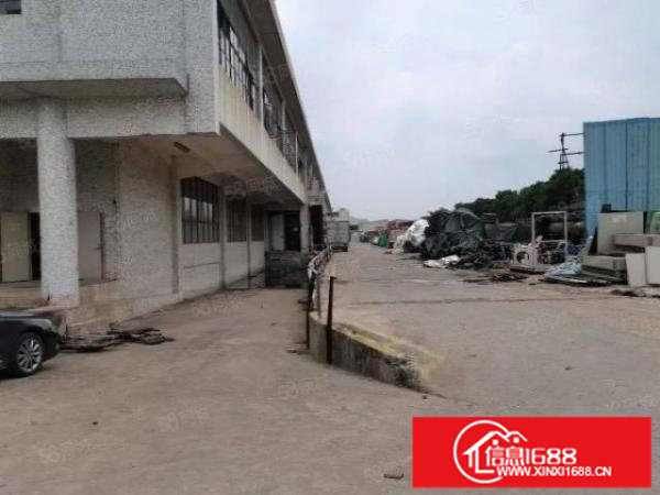 深圳市龙岗区平湖新木村一楼厂房带冷库招租面积2500平米