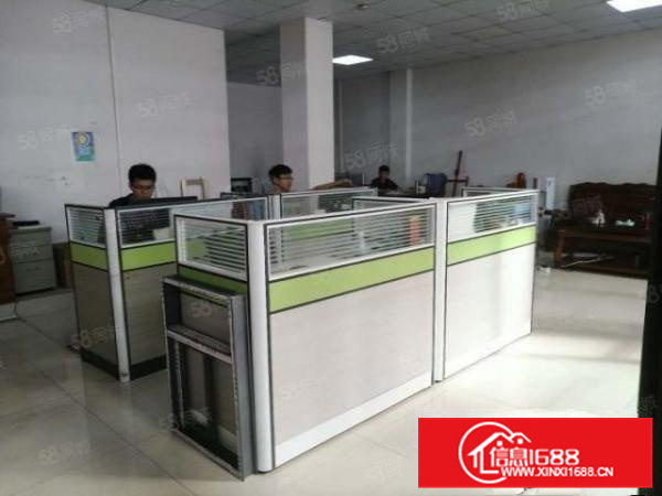 大沥镇钟边有铝材厂房转让，现成办公室，水电齐全，滴水8米！