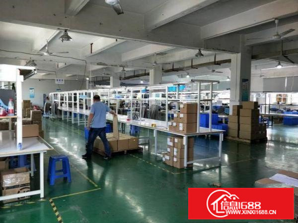 清溪三中高速出口500米、新出三楼整层1400平