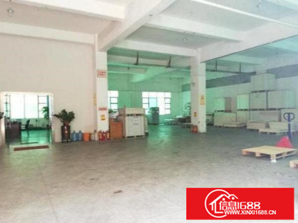 福永新和村1楼带装修厂房650平出租，拎包入住，适合电子