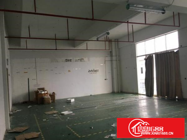坪山大工业区高新产业园厂房，分租590平租22租金