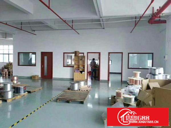 地铁口800米500平米精装修厂房出租