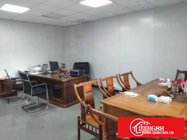 茶山原房东楼上700平方适带装修。水电齐全。有办公室。真实