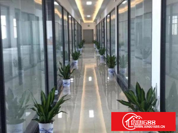 简约办公室或存储5楼的第四层