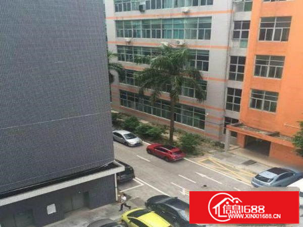 坂田楼上300平，520平厂房;形象好;车位足