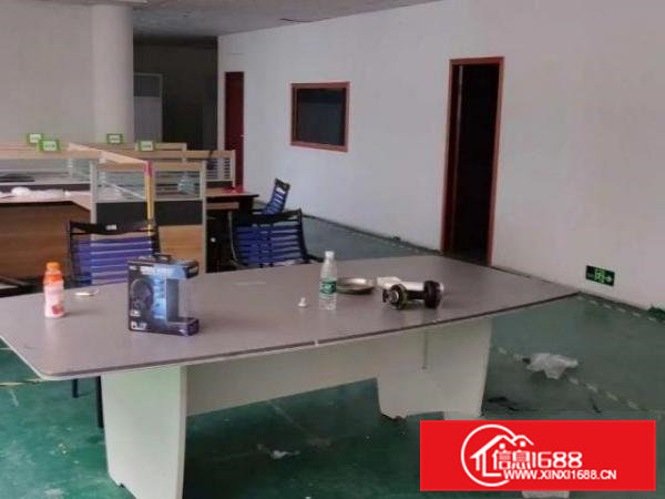 出租凤岗镇凤岗中心市场350平方厂房现成装修价格便宜