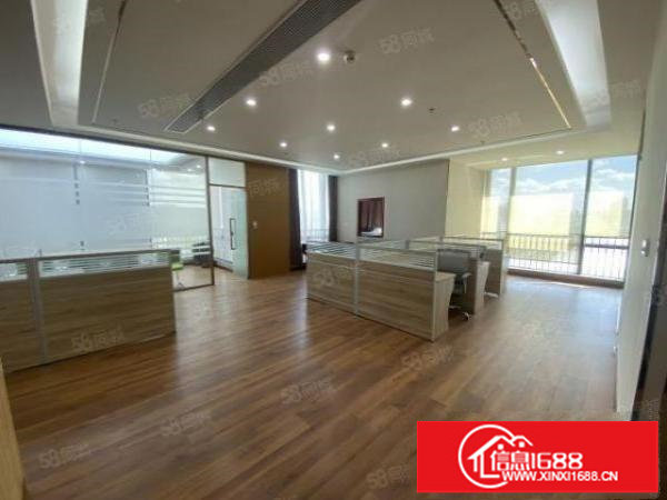 坪山中心潮商广场200平带家私豪华装修办公室出租