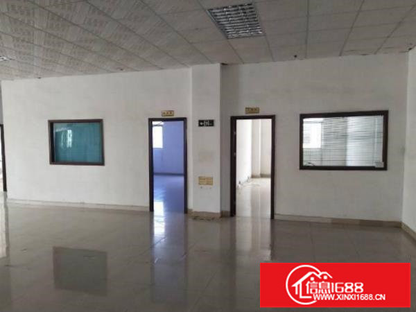 带装修布吉长龙地铁站附近工业园二楼400平方出租