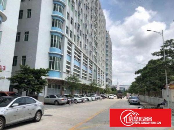 原房东，石岩石龙仔楼上带精装修750平厂房出租，水电到位