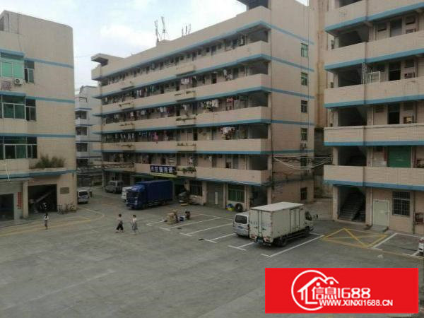 平湖厂房出租三楼670平方