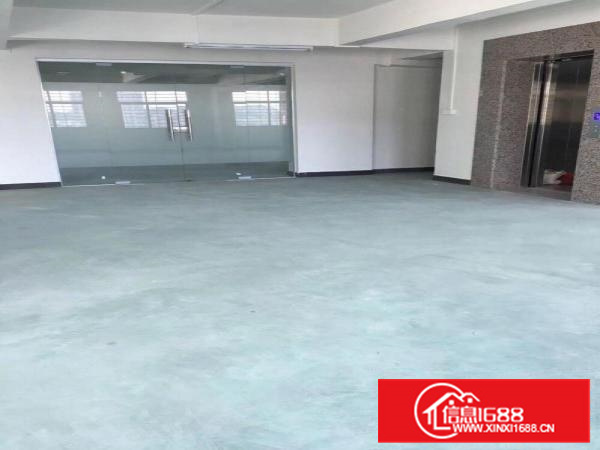 新出厂房招租，水电齐全，配电梯，消防，大小可分租，价格优惠