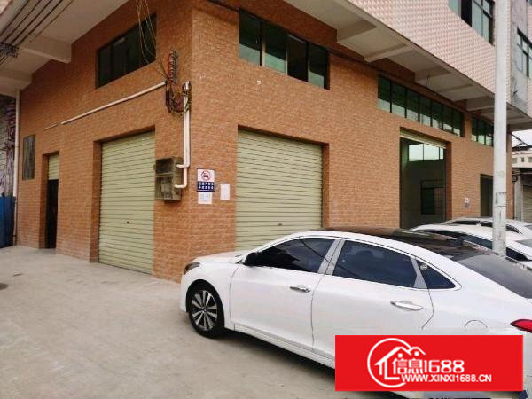 一楼6米高，在马路边