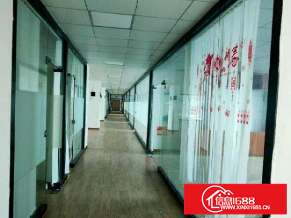 清溪重河楼上厂房出租350平方，有装修