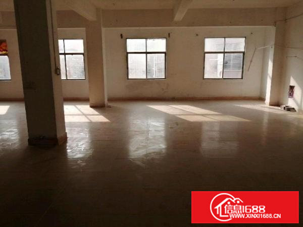 四楼厂房出租光线好有吊机