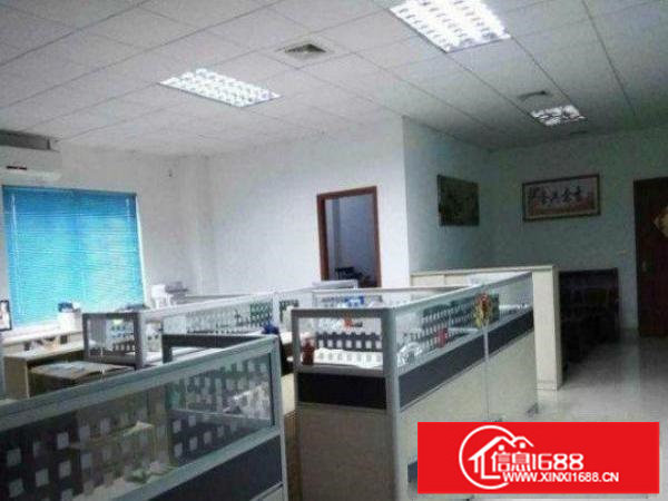 龙岗区五联村一楼1000平厂房出租水电都有